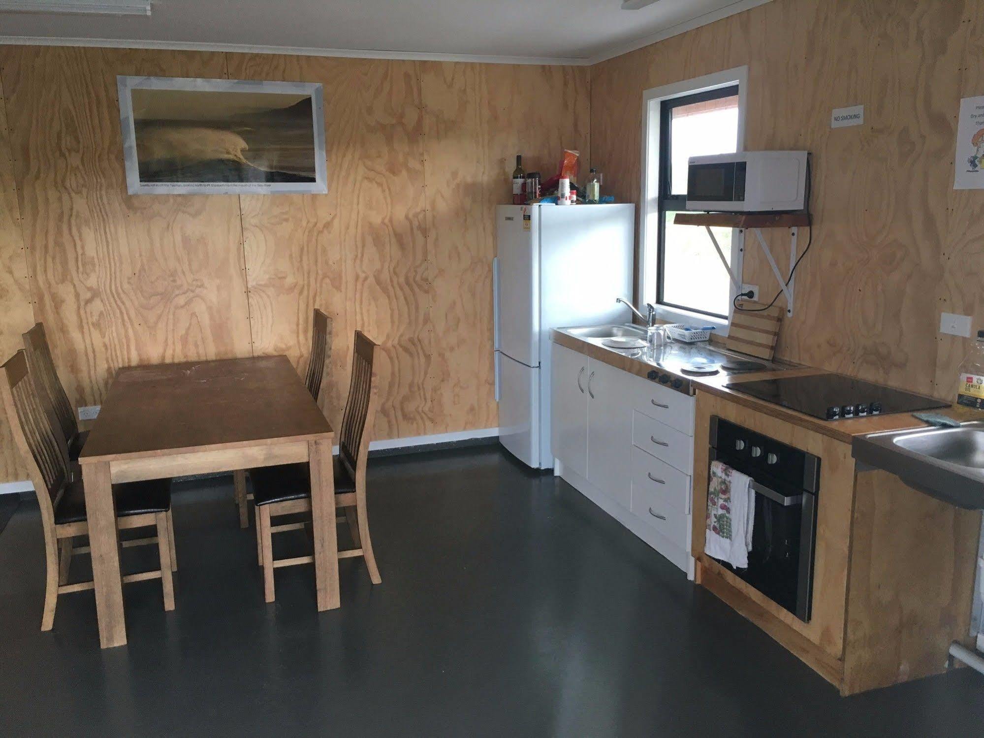 Hokitika Holiday Park Exterior photo
