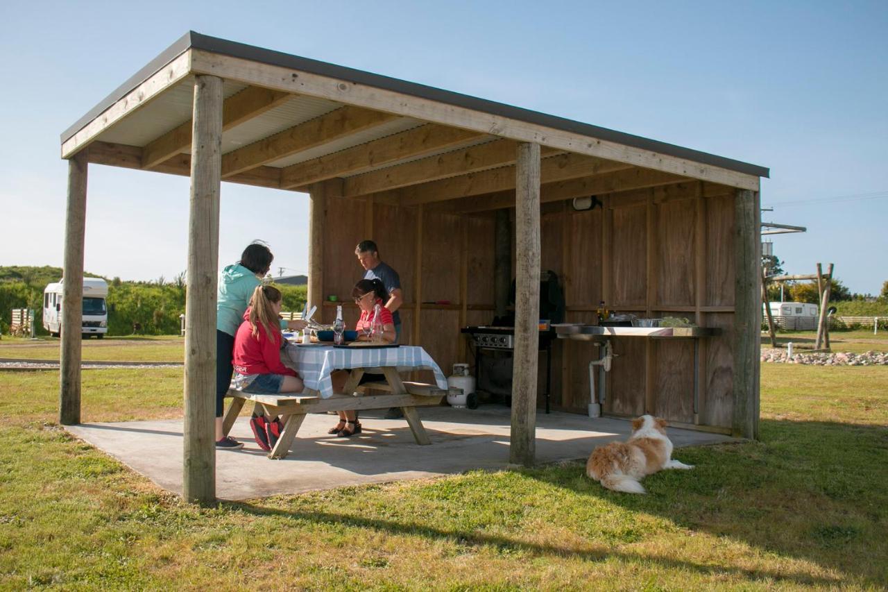 Hokitika Holiday Park Exterior photo